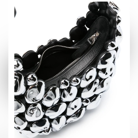 Vogue’s "It Bag for the 21st Century", Published By’s Stone Cloud shoulder bag - Picture 5 of 6